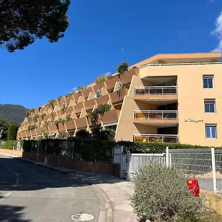 Apartment Cavalaire, A Proximite